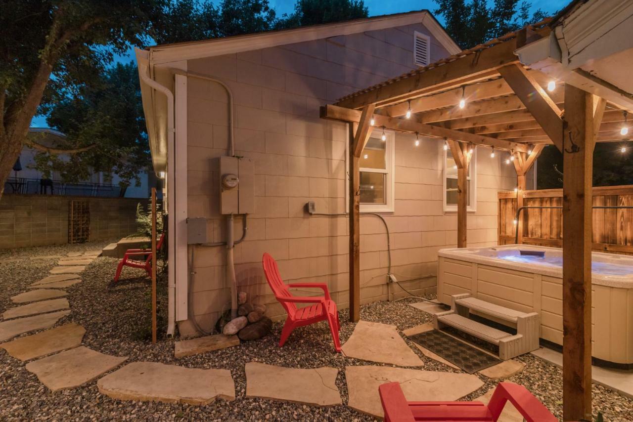 Italian Style In Old Town With Private Hot Tub Villa Fort Collins Exteriör bild