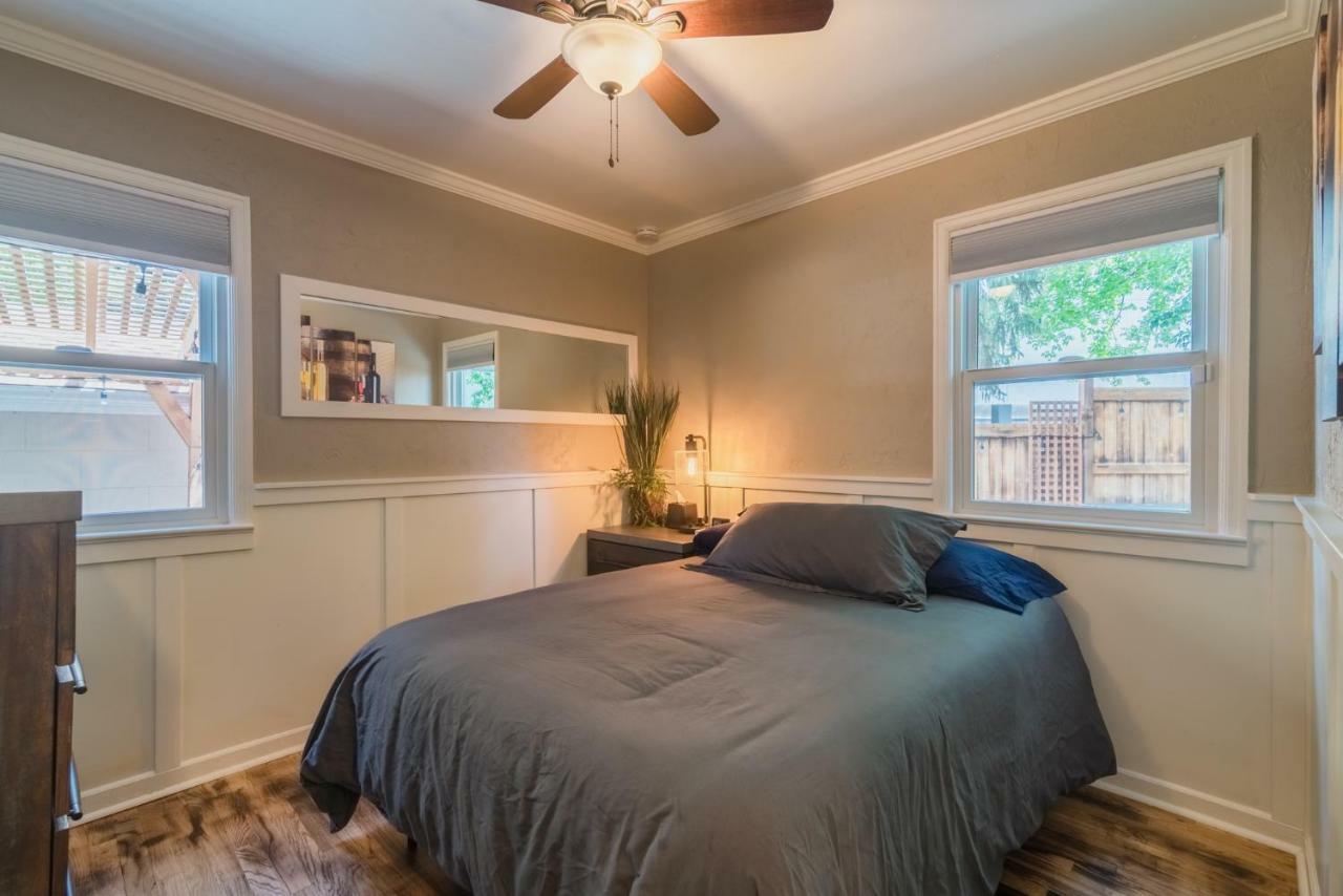 Italian Style In Old Town With Private Hot Tub Villa Fort Collins Exteriör bild