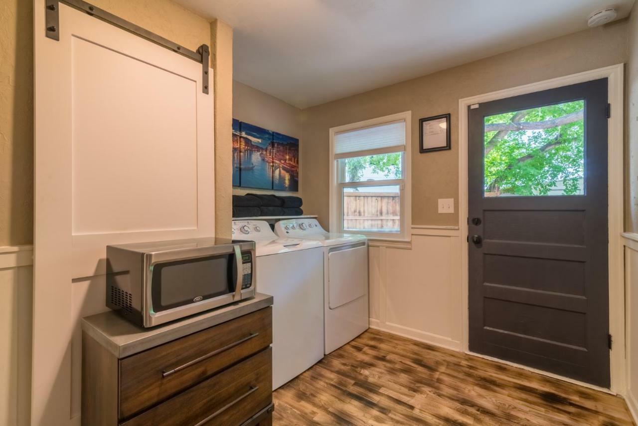 Italian Style In Old Town With Private Hot Tub Villa Fort Collins Exteriör bild