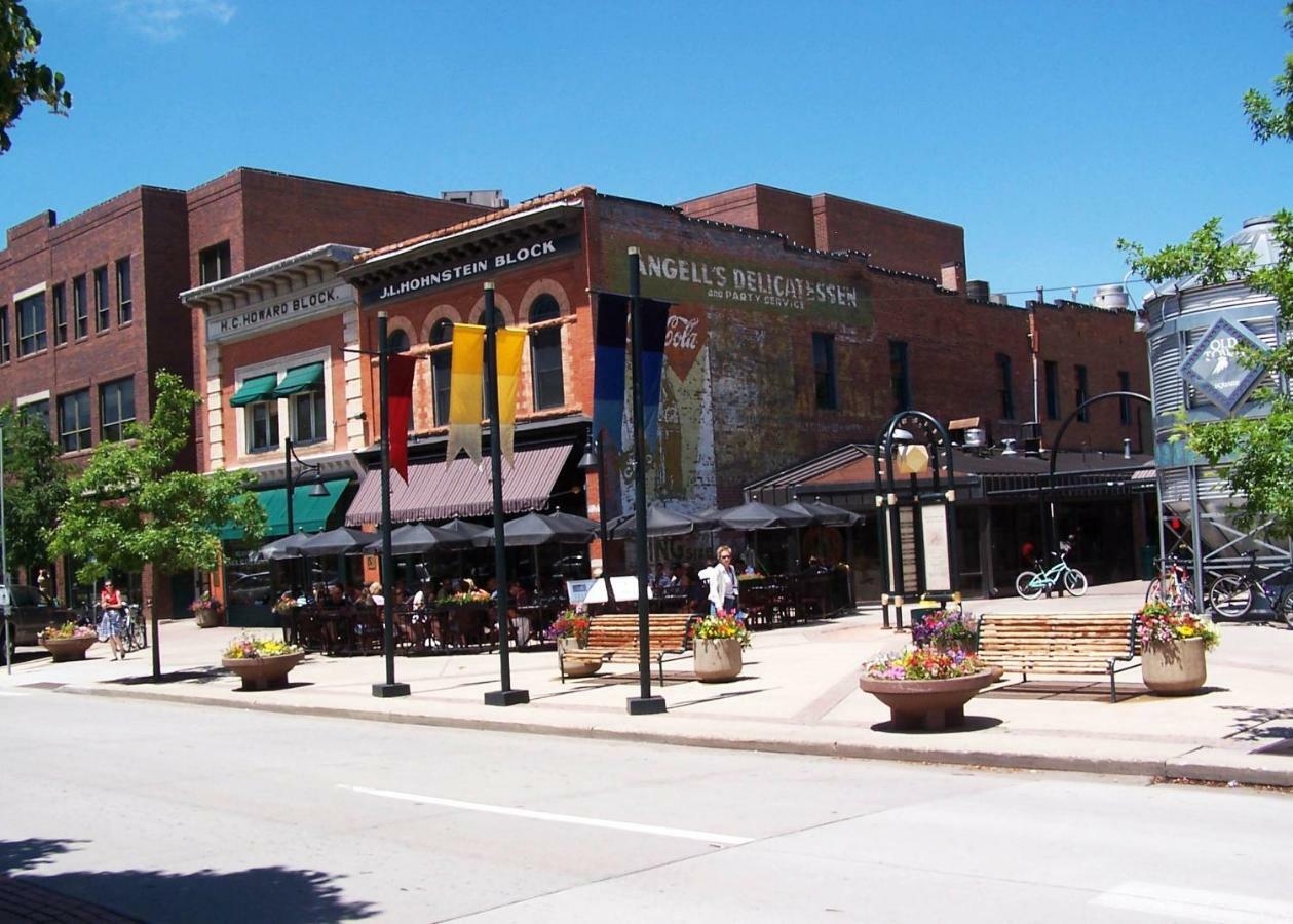 Italian Style In Old Town With Private Hot Tub Villa Fort Collins Exteriör bild